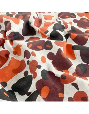 Tissu imprimé taches abstraites - 280 cm de large - Bordeau / Orange / Noir / Fond gris clair