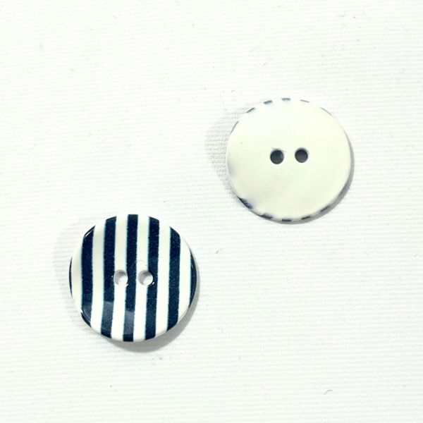 Bouton métallique - Leger onduler marine - 20mm