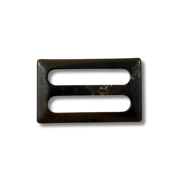 Boucle plastique marron passage 5 cm Boucle plastique marron passage 5 cm