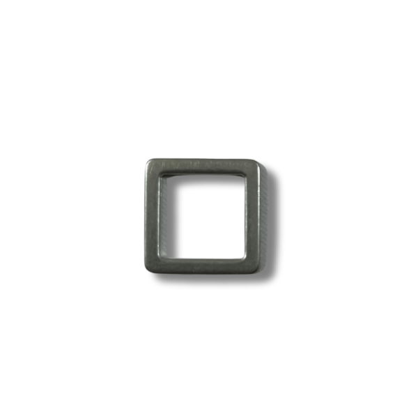 Boucle métal argent carré passage 1,5 cm Boucle métal argent carré passage 1,5 cm